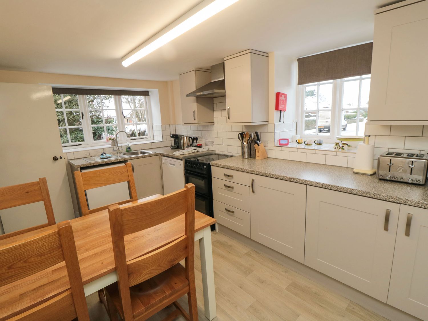 PINE COTTAGE, Snainton 