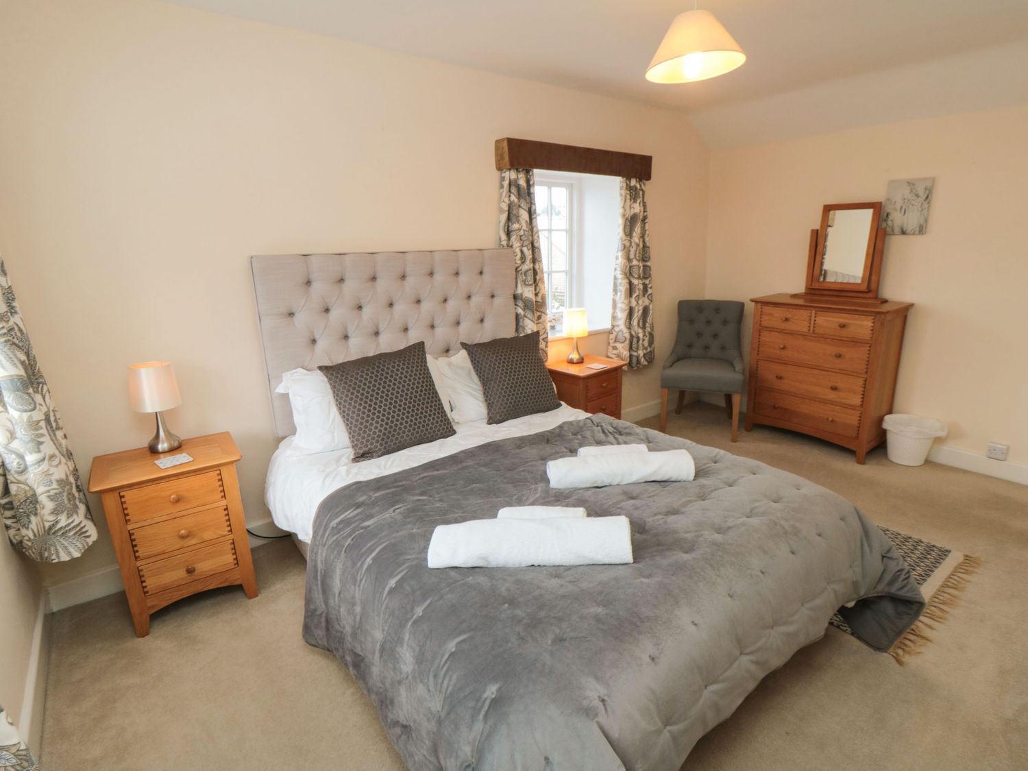 PINE COTTAGE, Snainton 