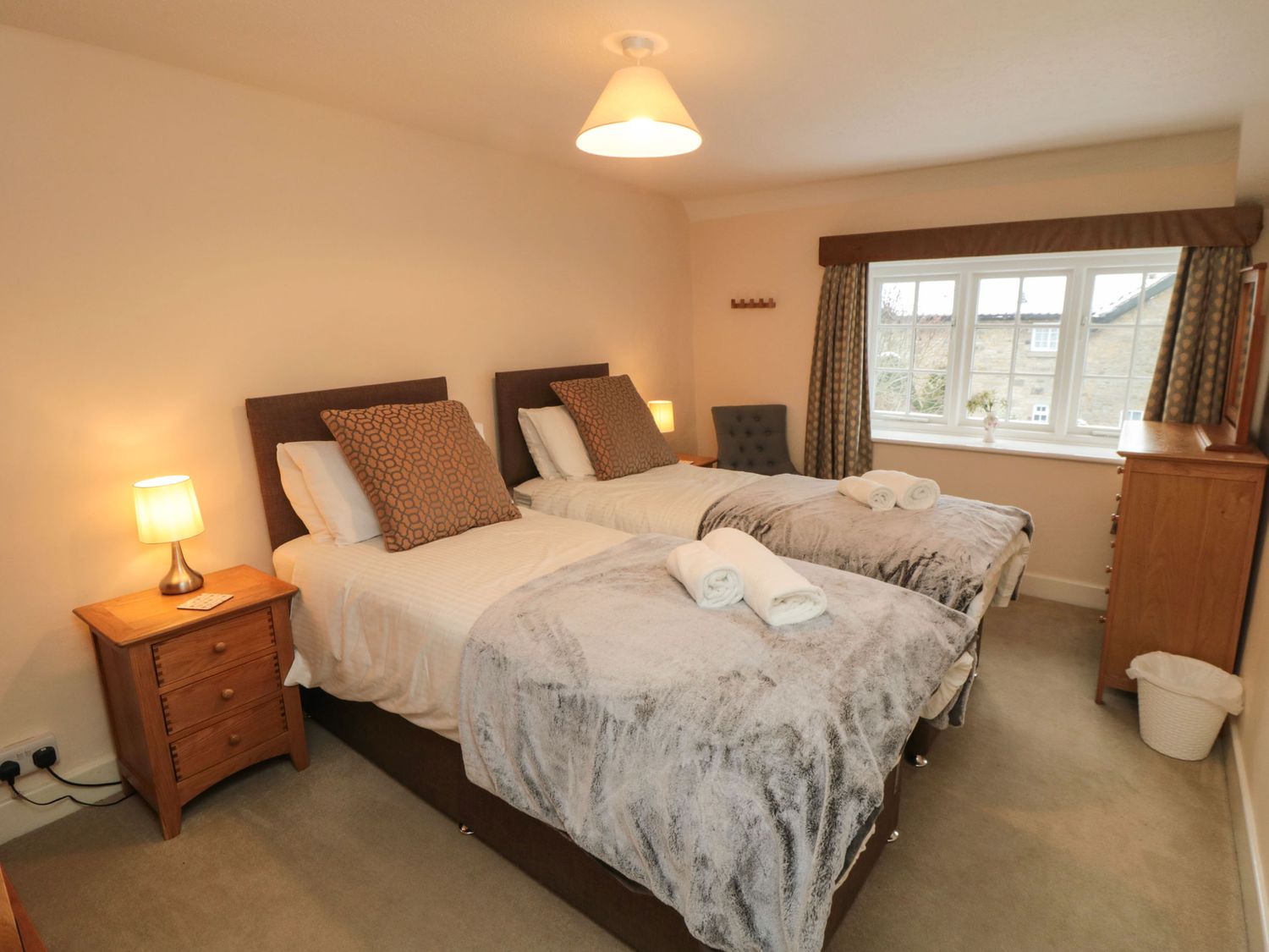 PINE COTTAGE, Snainton 