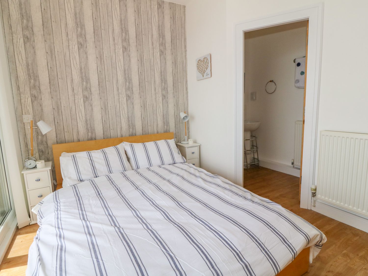 Apartment 14, Pwllheli