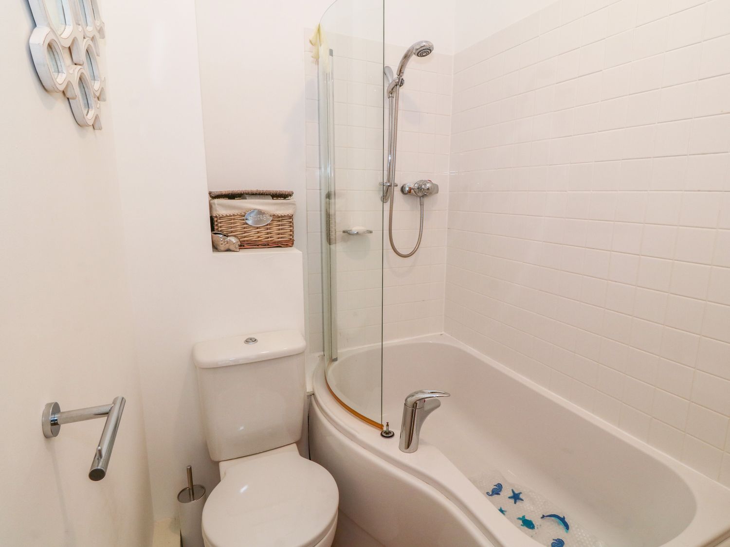 Apartment 14, Pwllheli