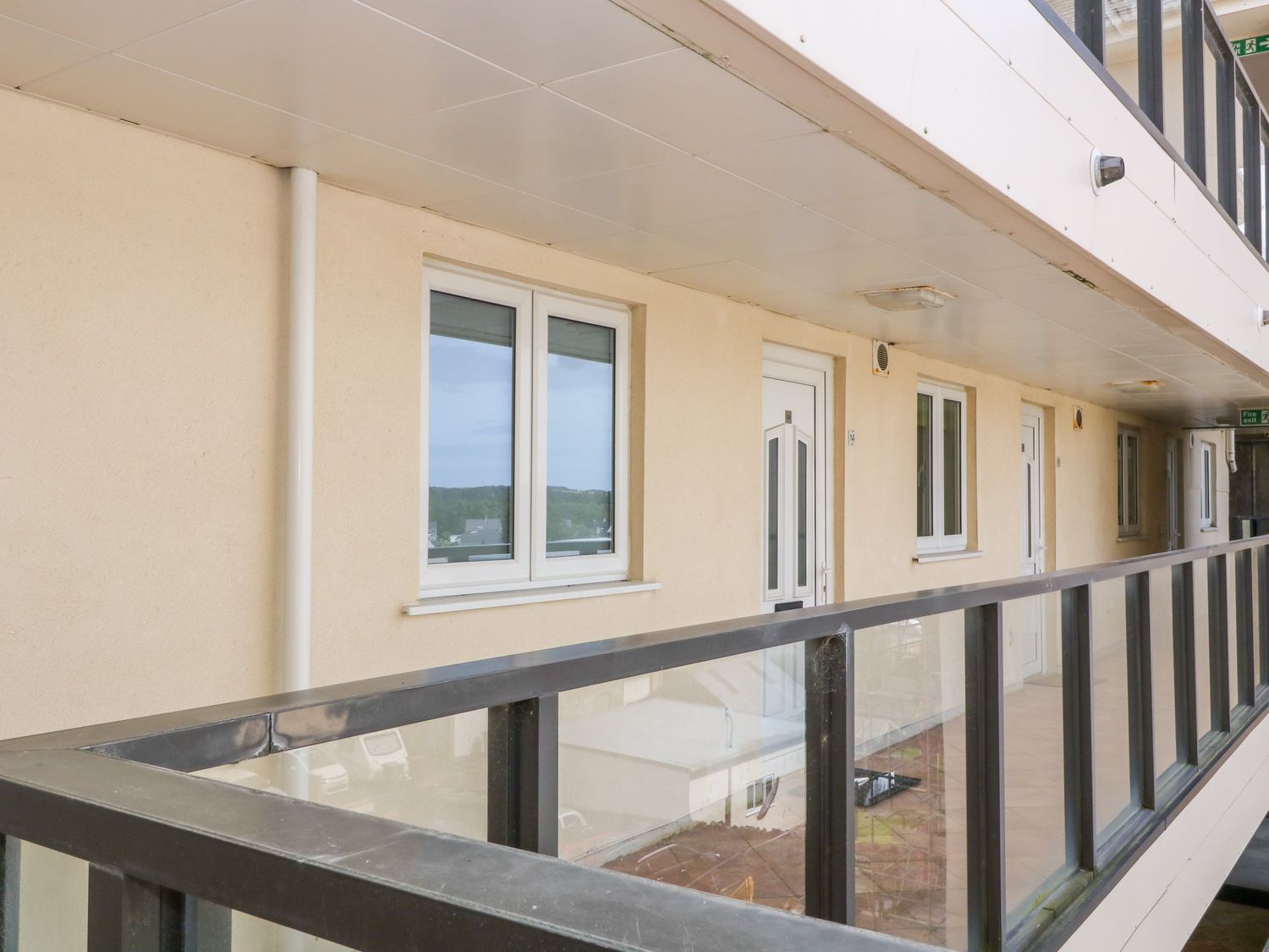 Apartment 14, Pwllheli