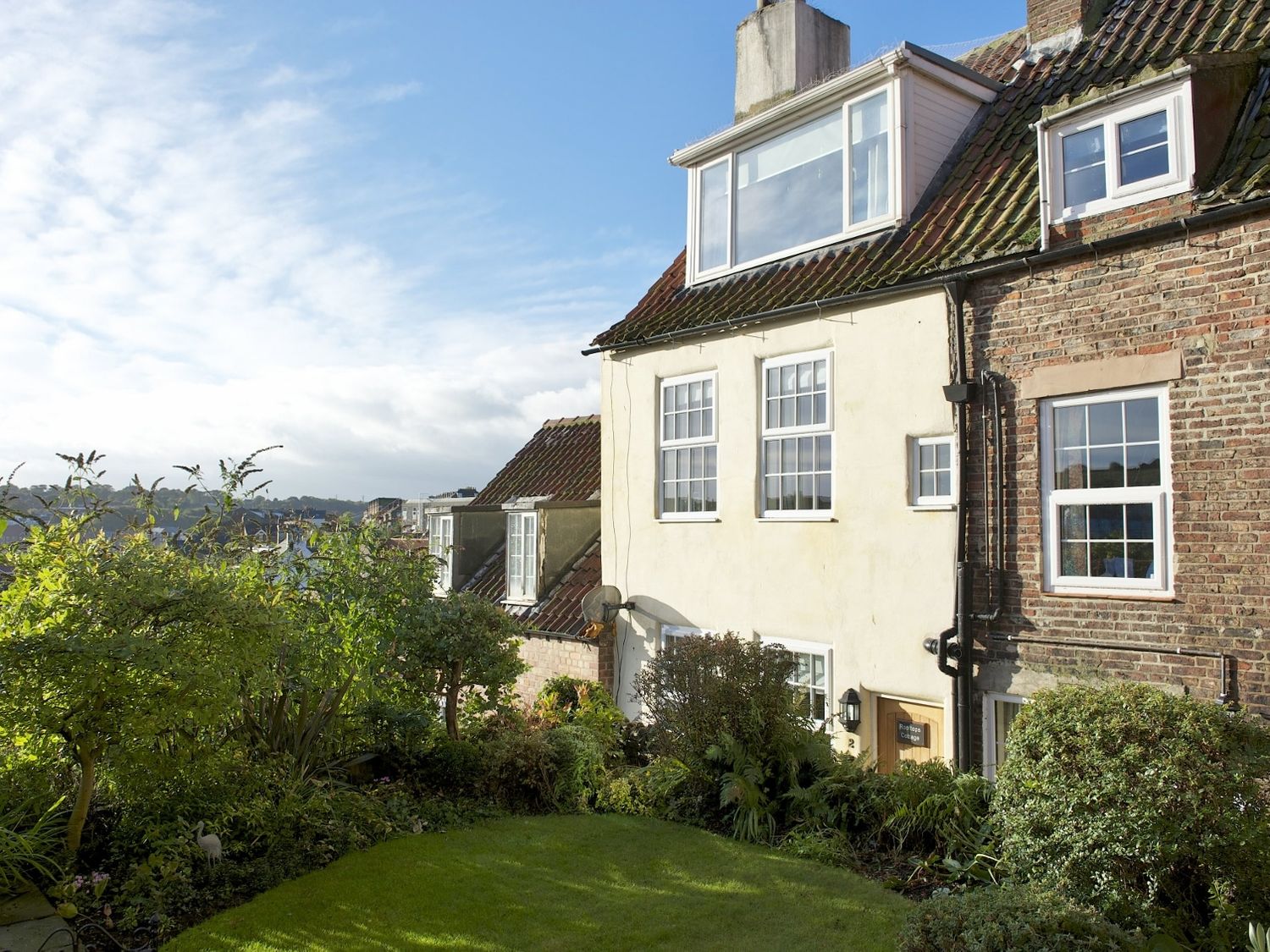 Rooftops Cottage - North Yorkshire (incl. Whitby) - 1015728 - photo 1