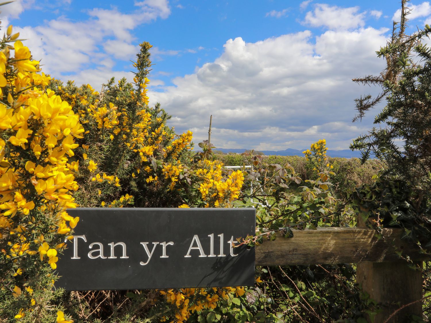 Tan Yr Allt, Chwilog