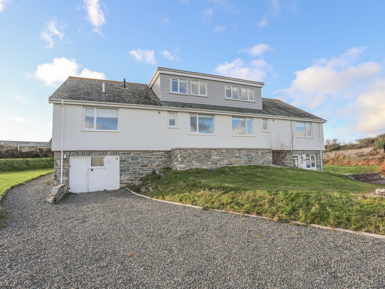 Golf apartment 3, Trearddur Bay