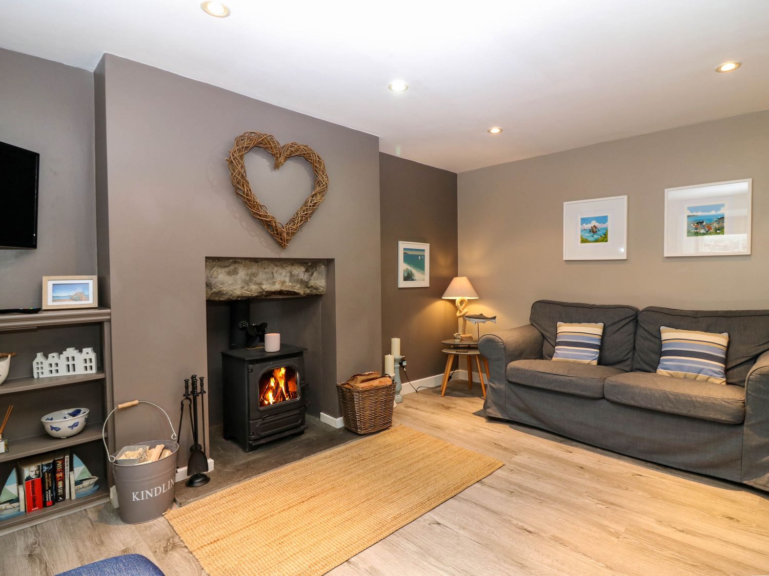 61 Seatown, Cullen