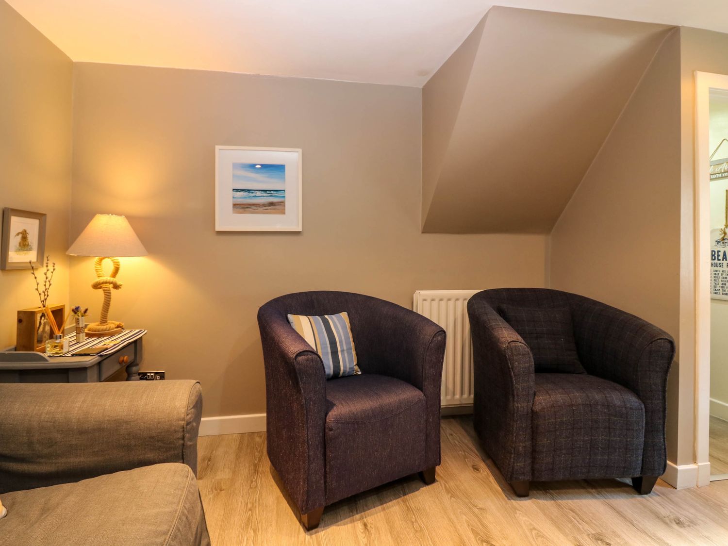 61 Seatown, Cullen
