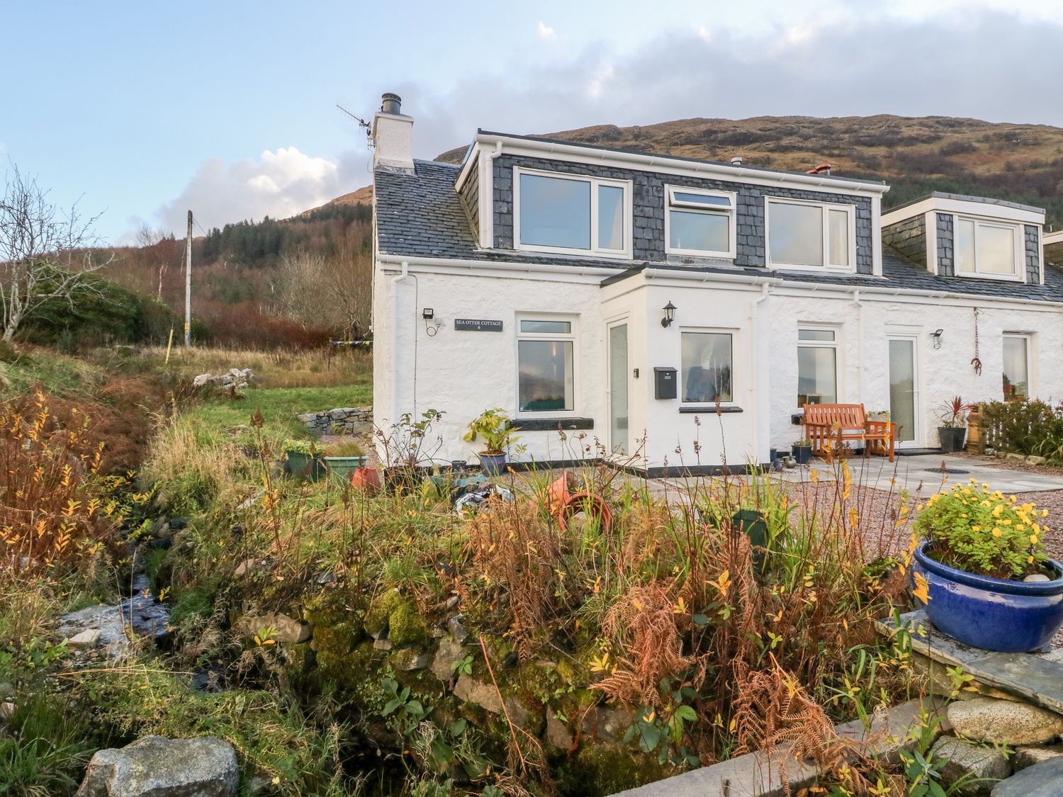 Sea Otter Cottage Ballachulish Cromroinn Self Catering Holiday Cottage