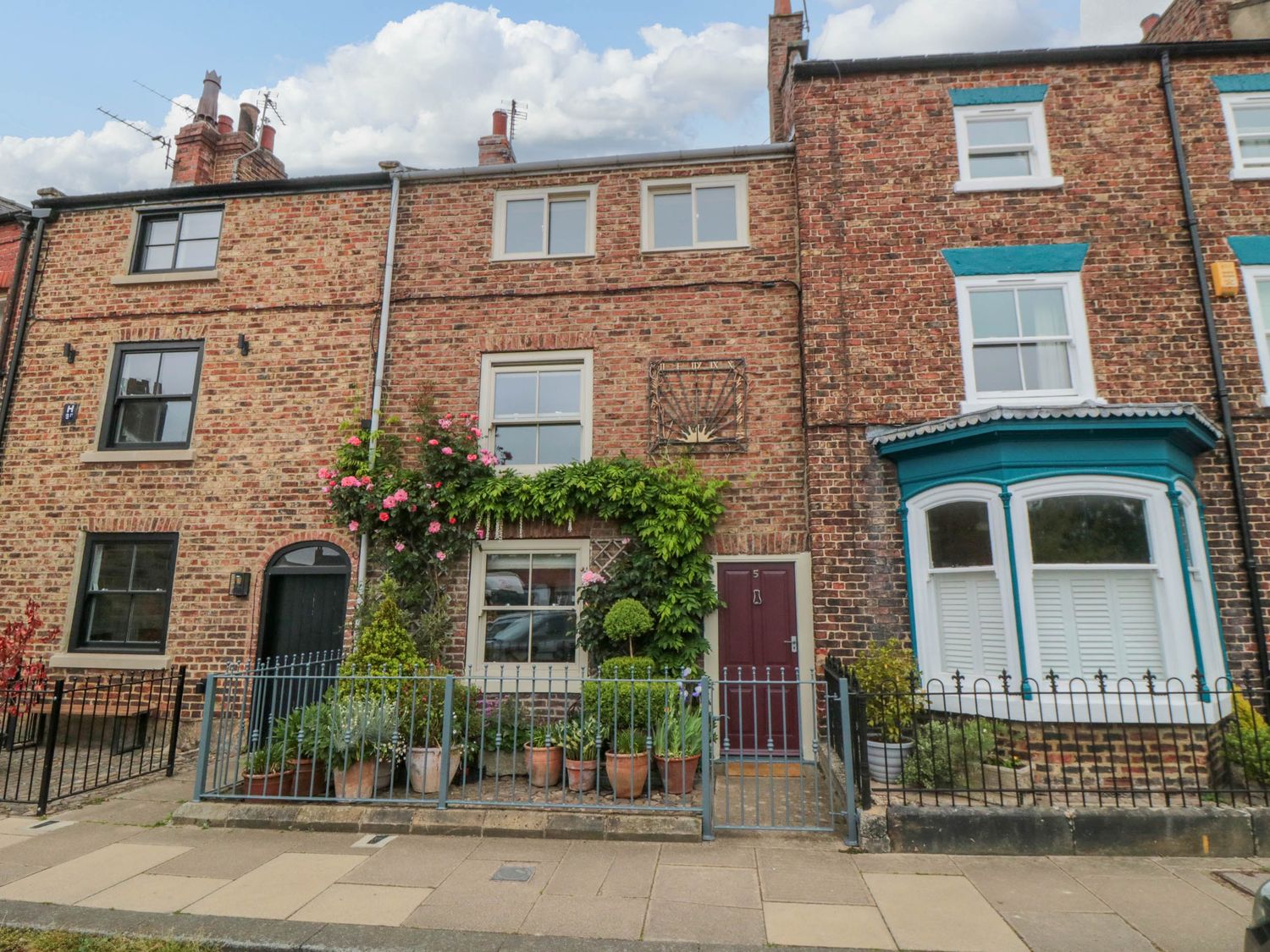 5 College Square, Stokesley