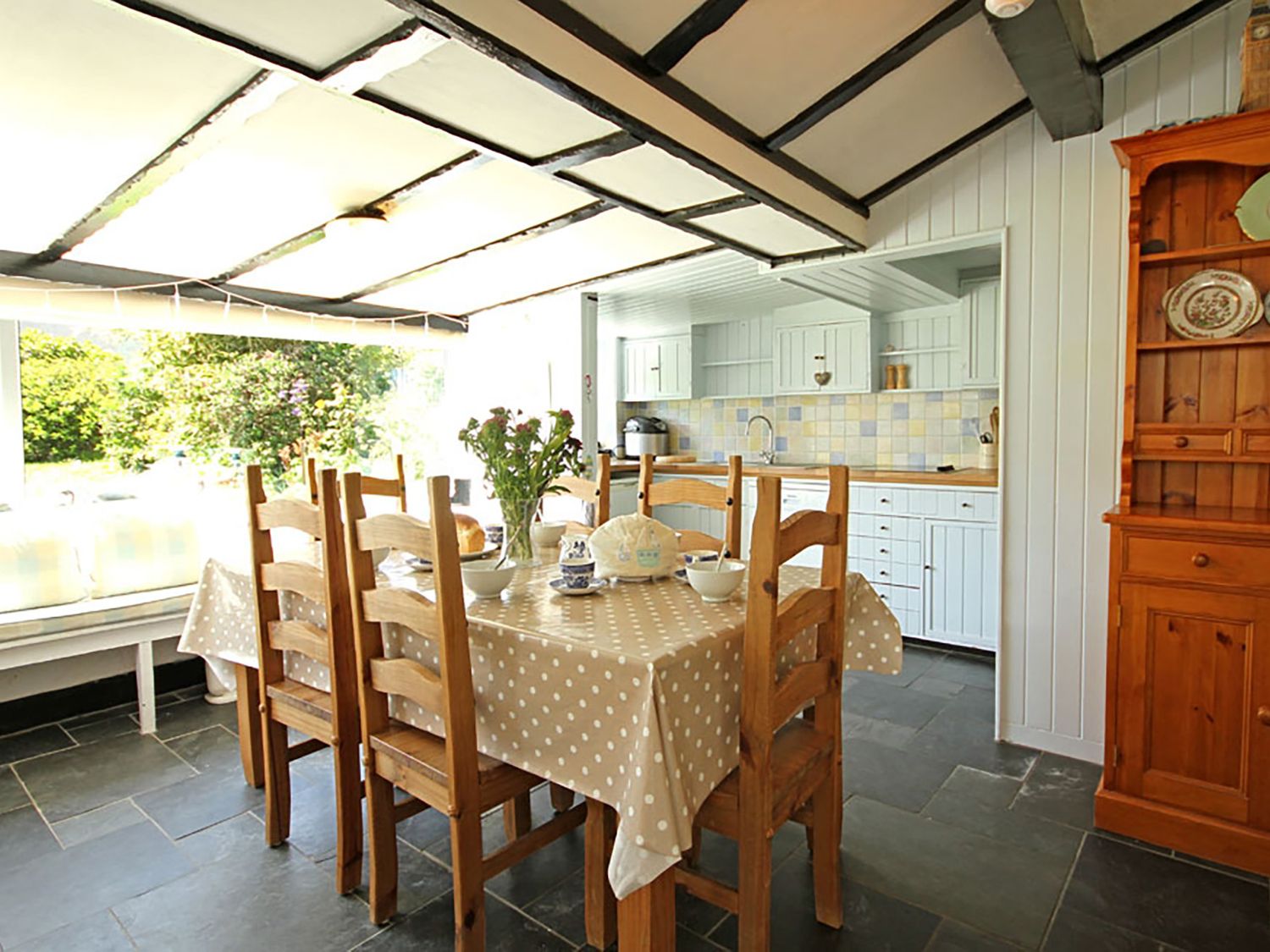 Tyddyn Serri, Rhosneigr