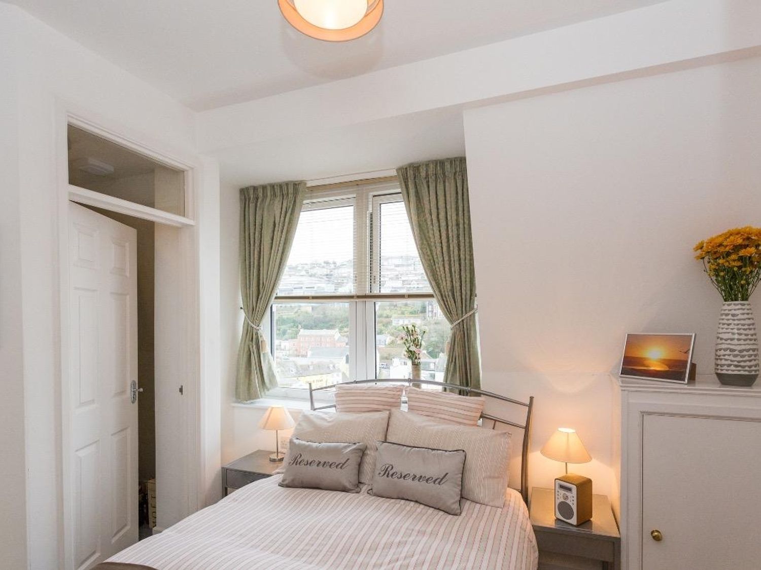 9 Oceanside Apartments, Ilfracombe