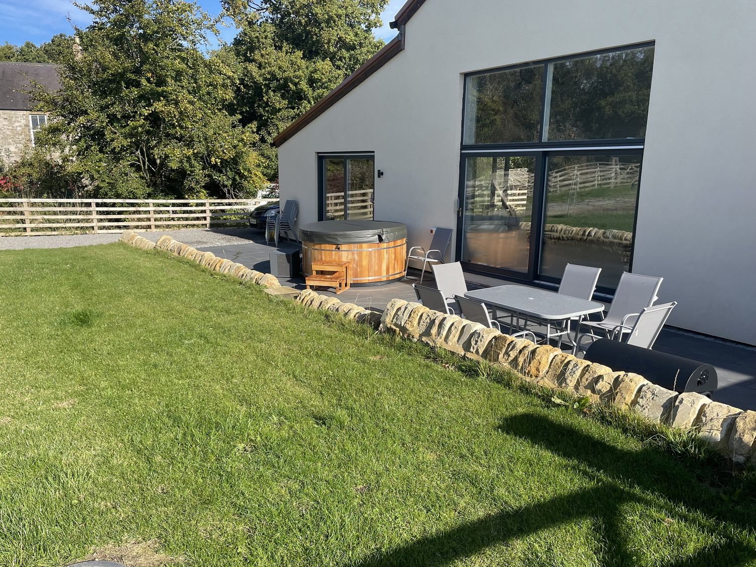 1 New Dairy Barn, Croxdale