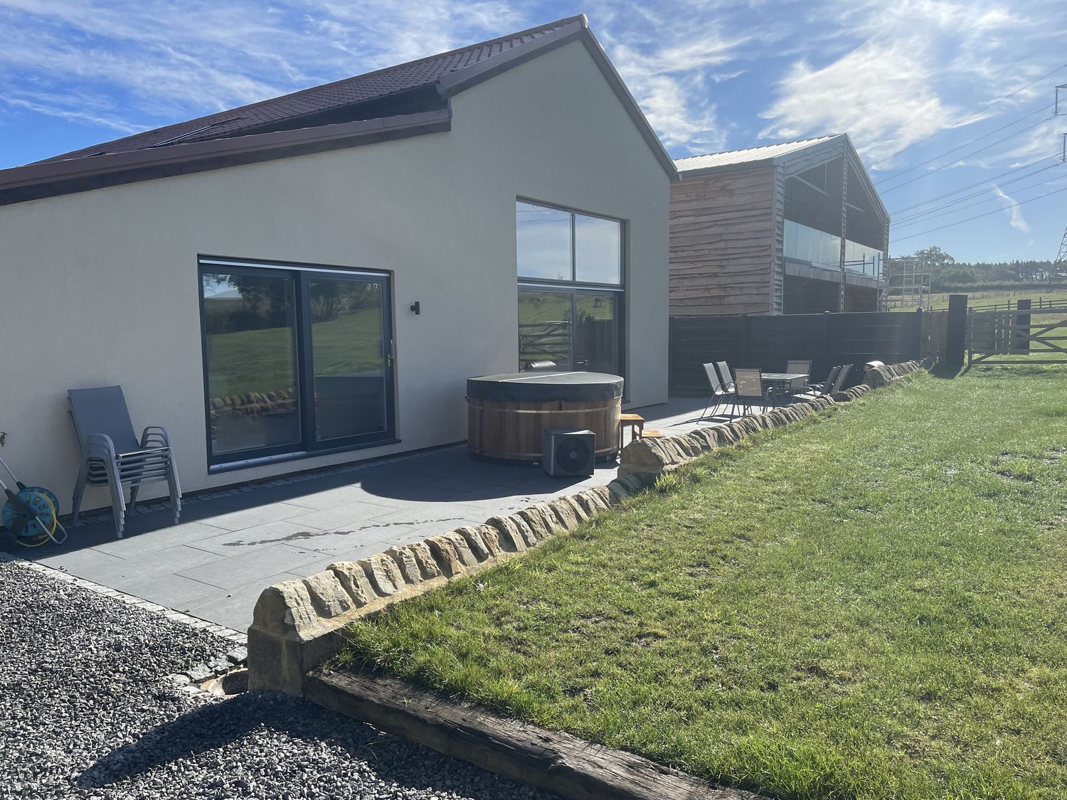 1 New Dairy Barn, Croxdale