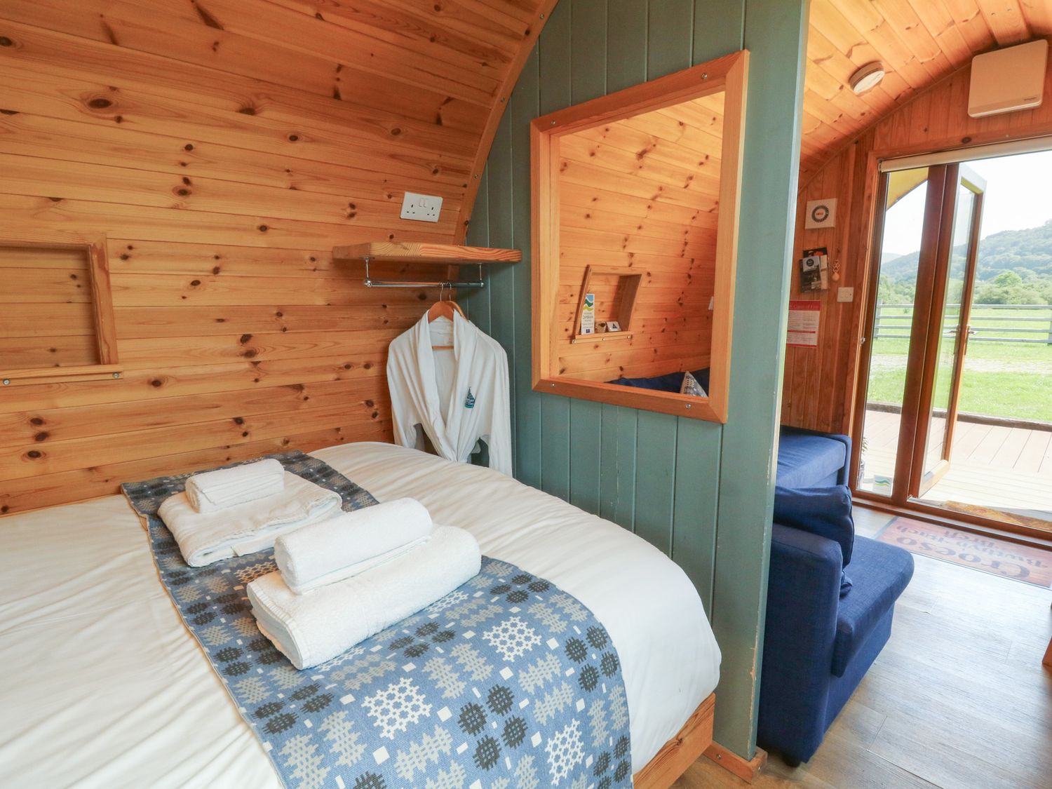 Bwthyn Bach Brefi, Llanddewi-Brefi