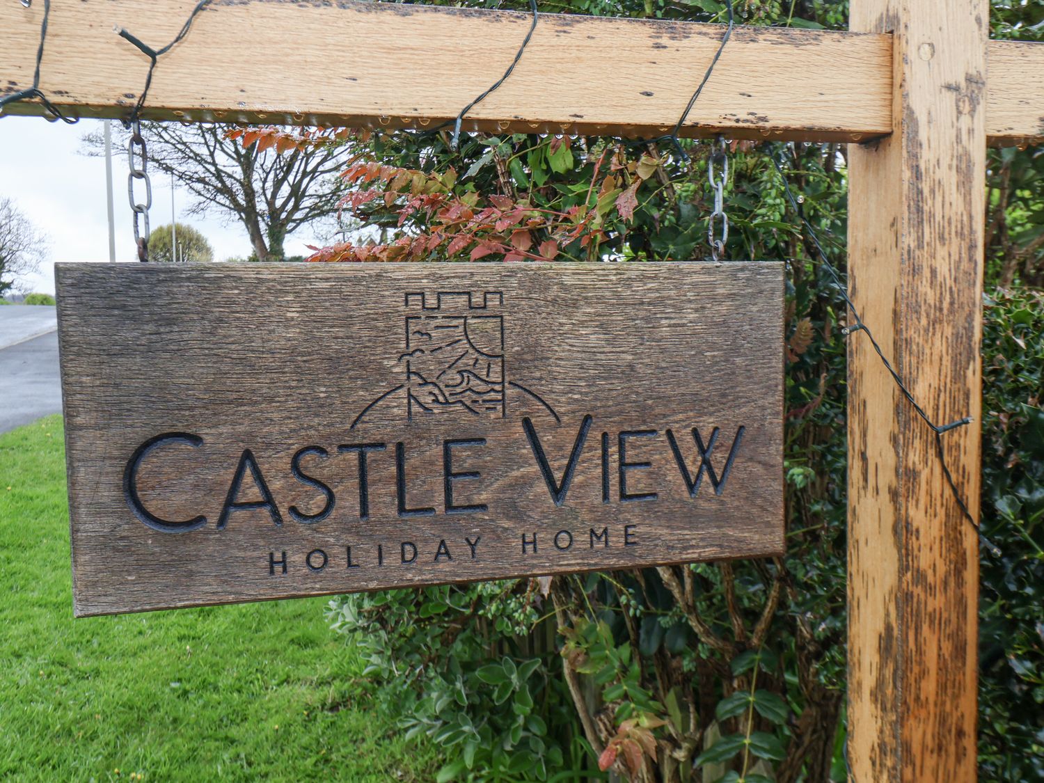Castle View, Burniston