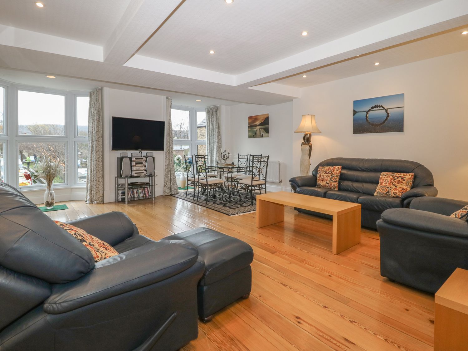 Park Road Apartment Pateley Bridge ( Ref 1026446 ) Holiday apartment in Pateley Bridge sleeps 6 - Yorkshire Dales area