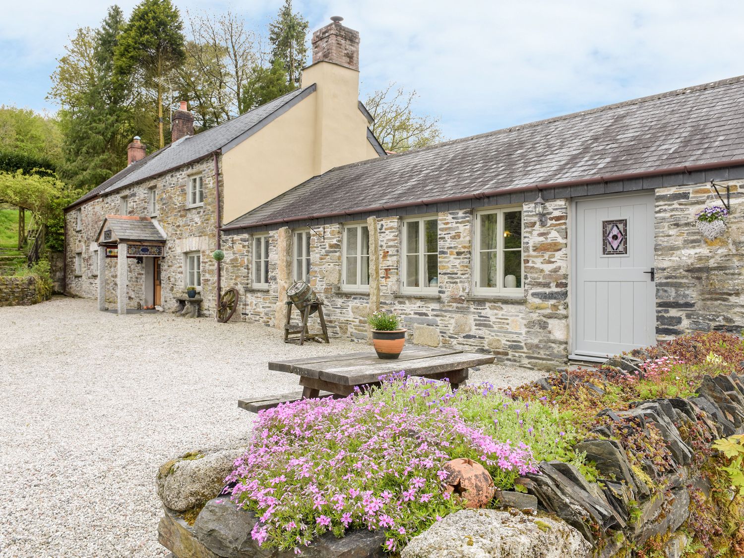 Mimi's Cottage St Neot Killatown Cornwall Self Catering Holiday