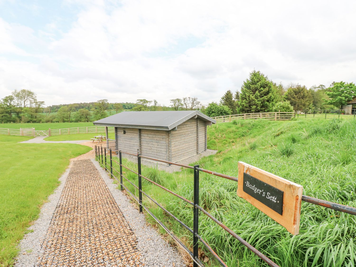 Badgers Sett, Staindrop