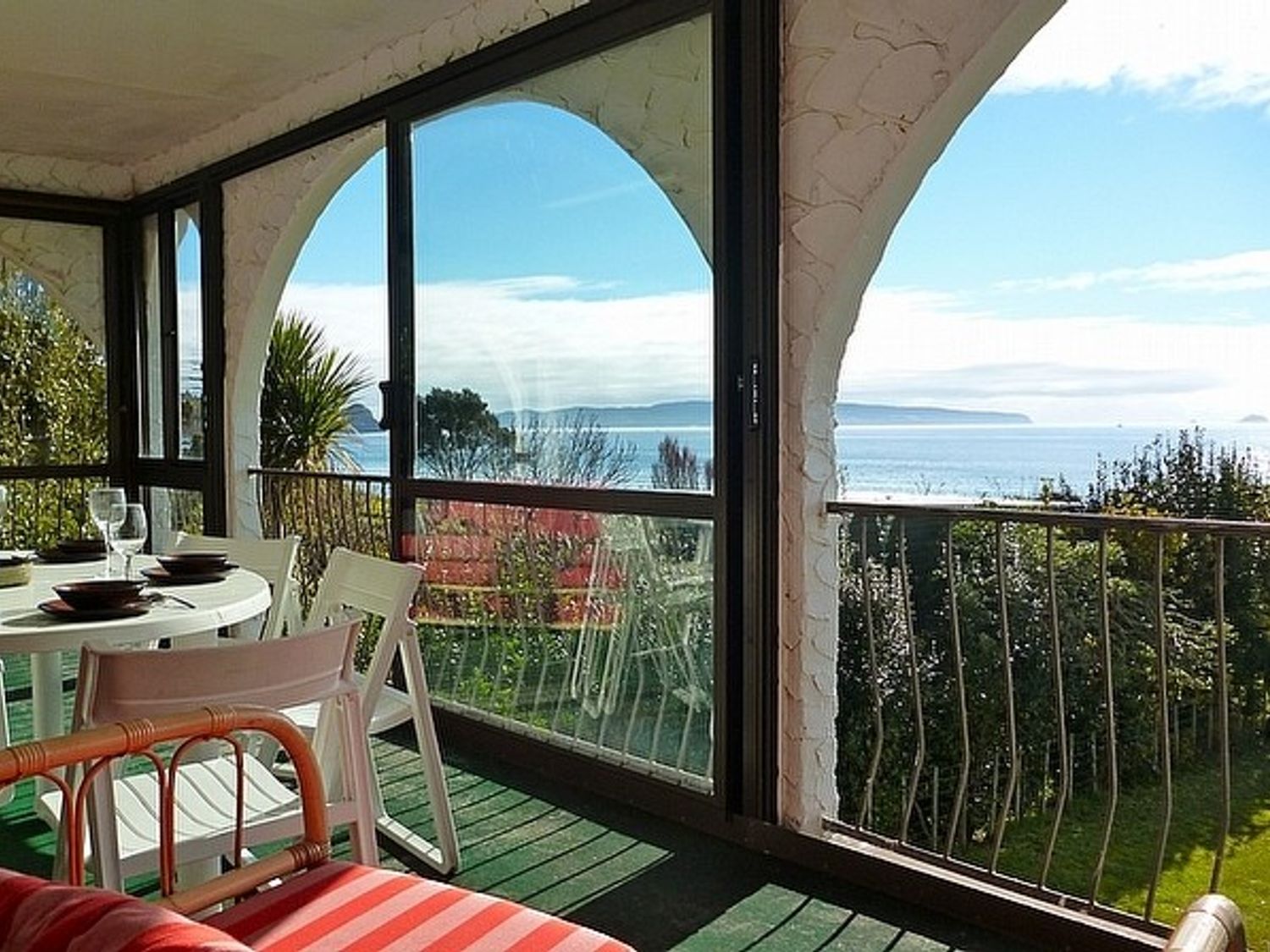 Endless Views - Opito Bay Holiday House                     photo 2