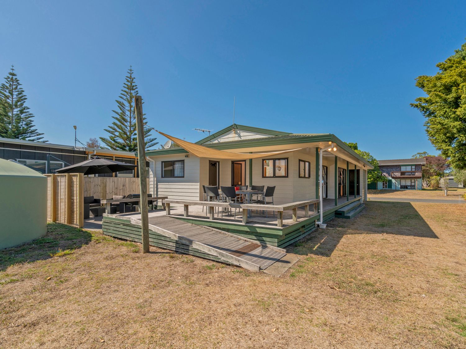 Oyster Bliss - Cooks Beach Holiday Home -  - 1028175 - photo 1