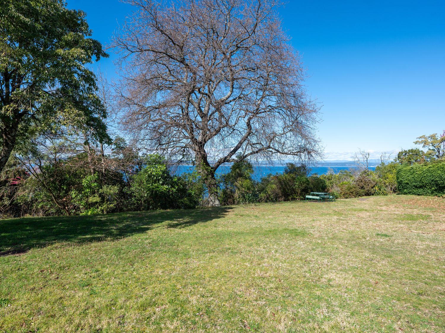 Te Kopua - Acacia Bay Holiday Home                     photo 25