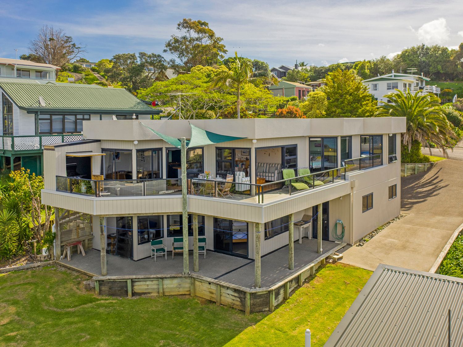 The Glass House - Kuaotunu Holiday Home                     photo 2