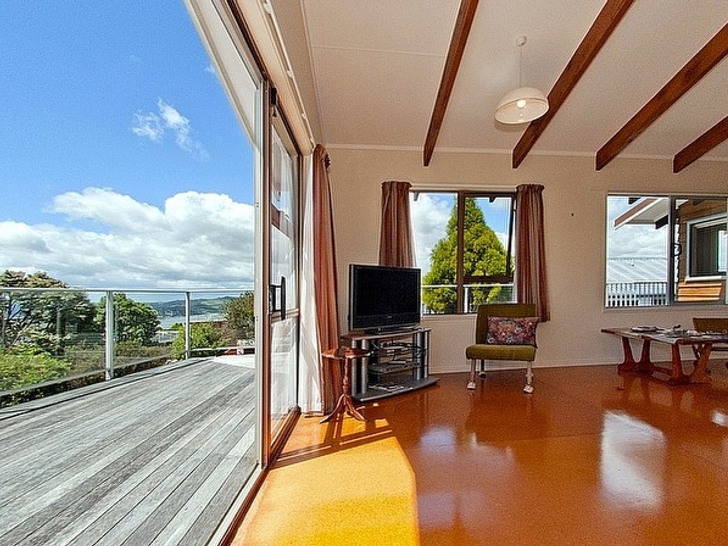 Views on Rimu - Whitianga Holiday Home                     photo 2