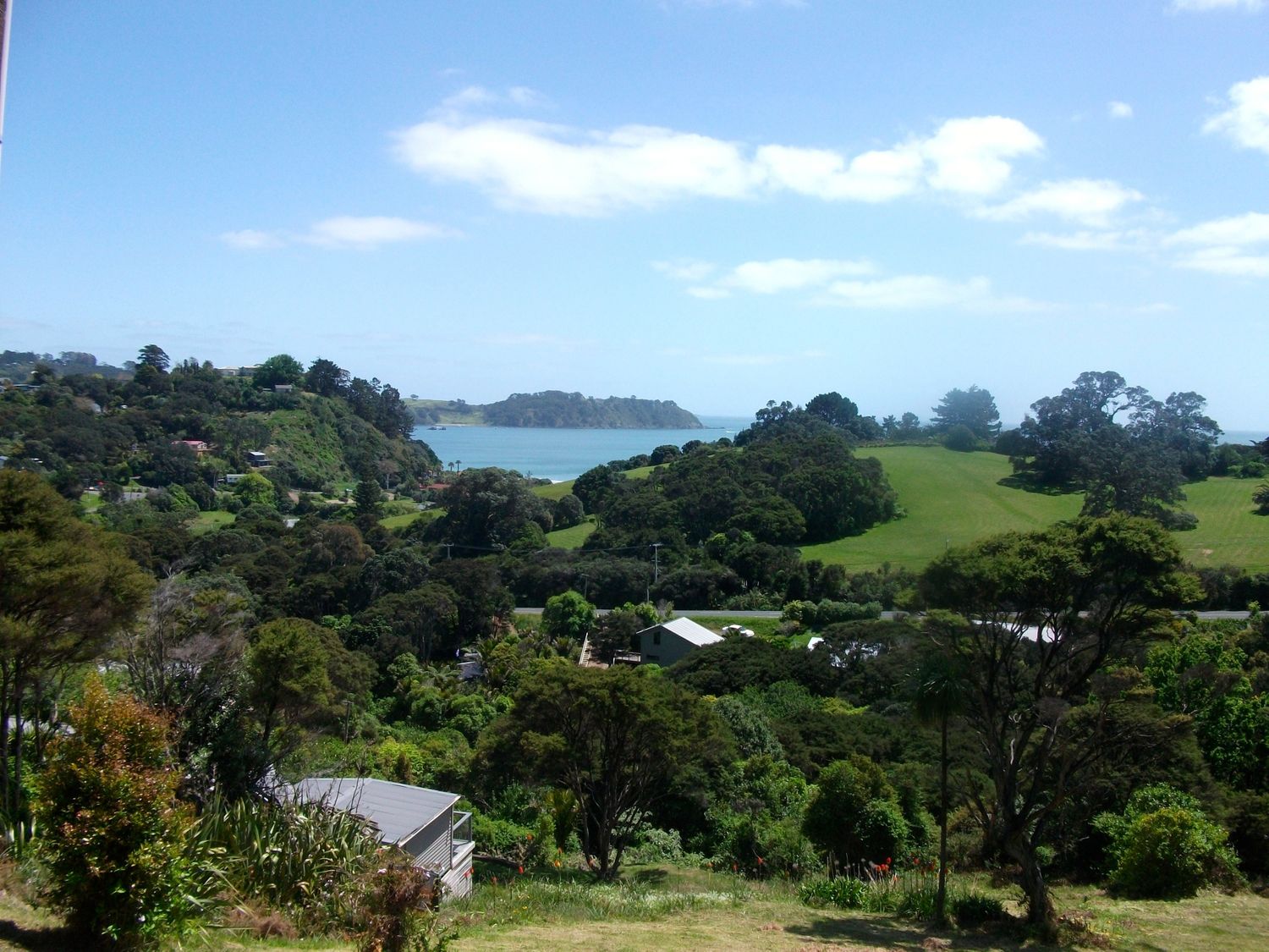 Bush Beach Delight - Onetangi Holiday Home -  - 1030463 - photo 1