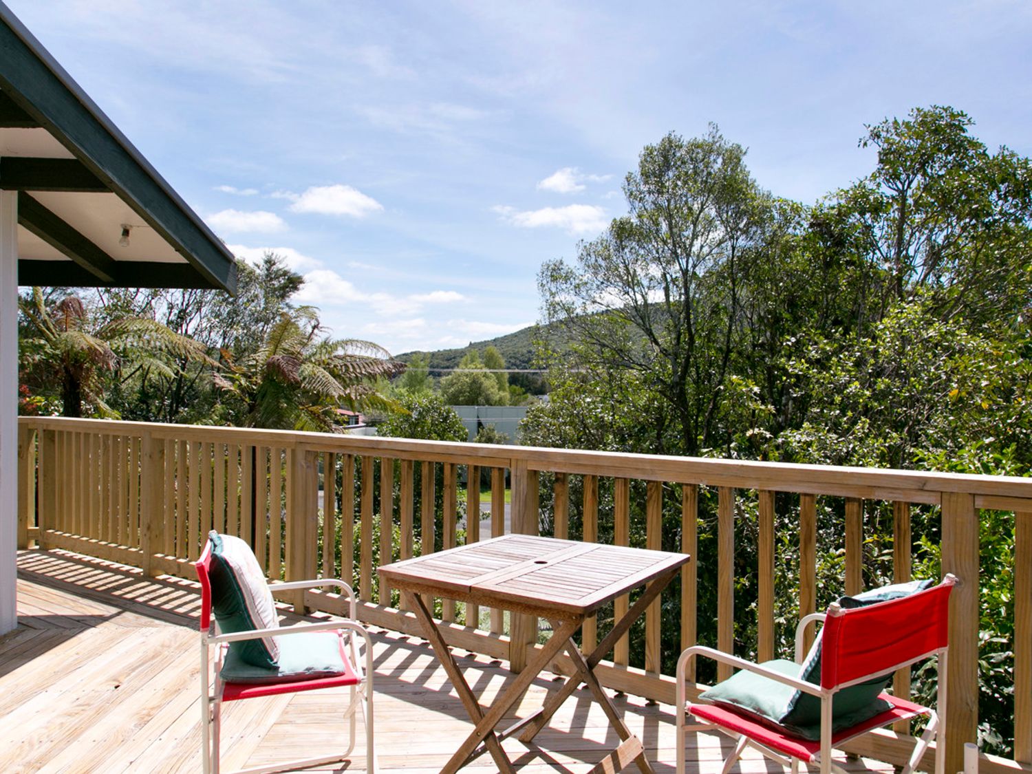 Perfect Family Pad - Kuratau Holiday Home                     photo 2