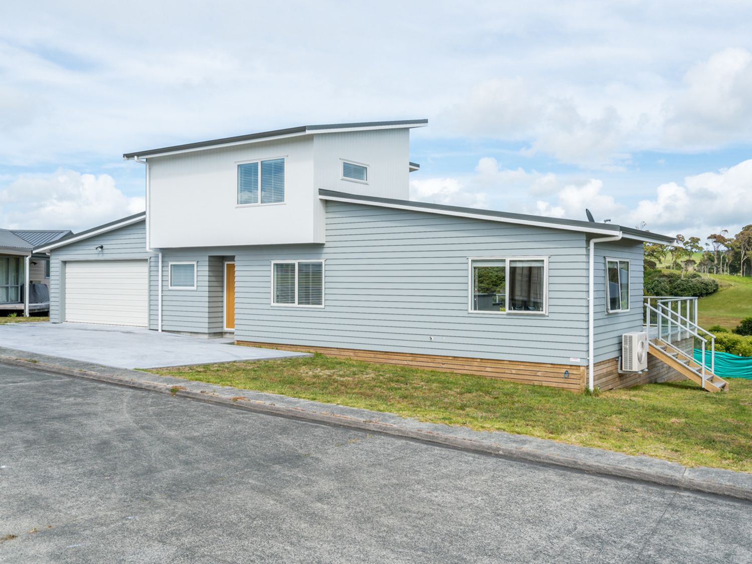 Ruakaka Sands - Ruakaka Holiday Home                     photo 16