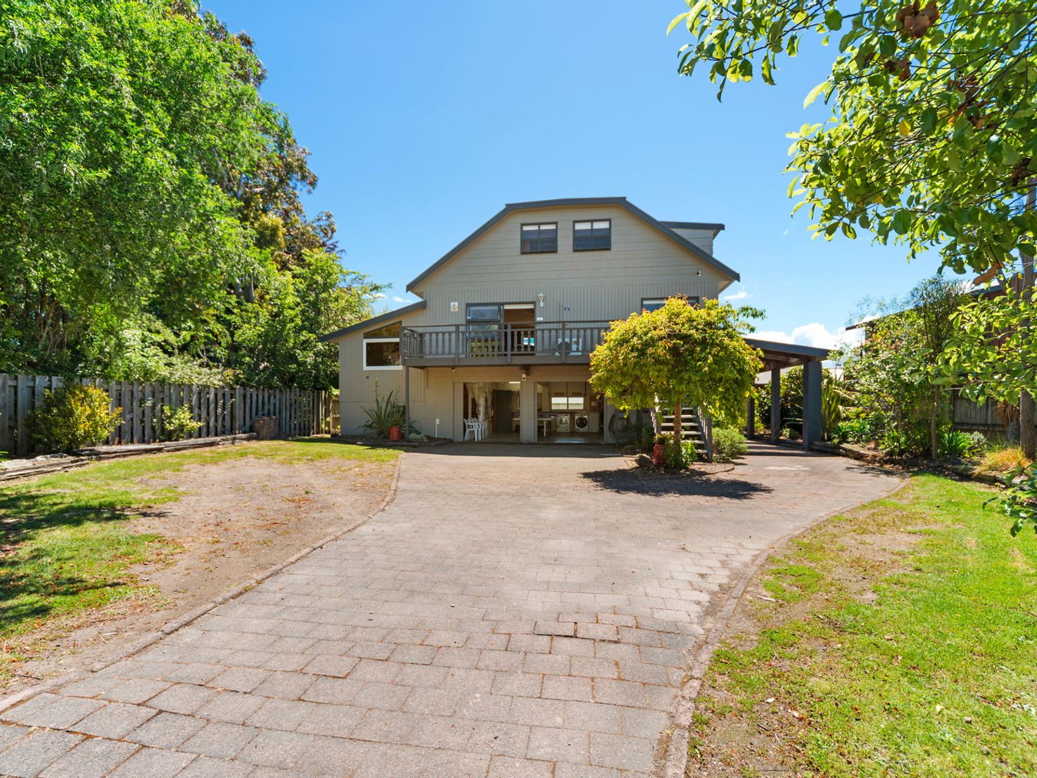 Choice Wharewaka - Taupo Holiday Home                     photo 2