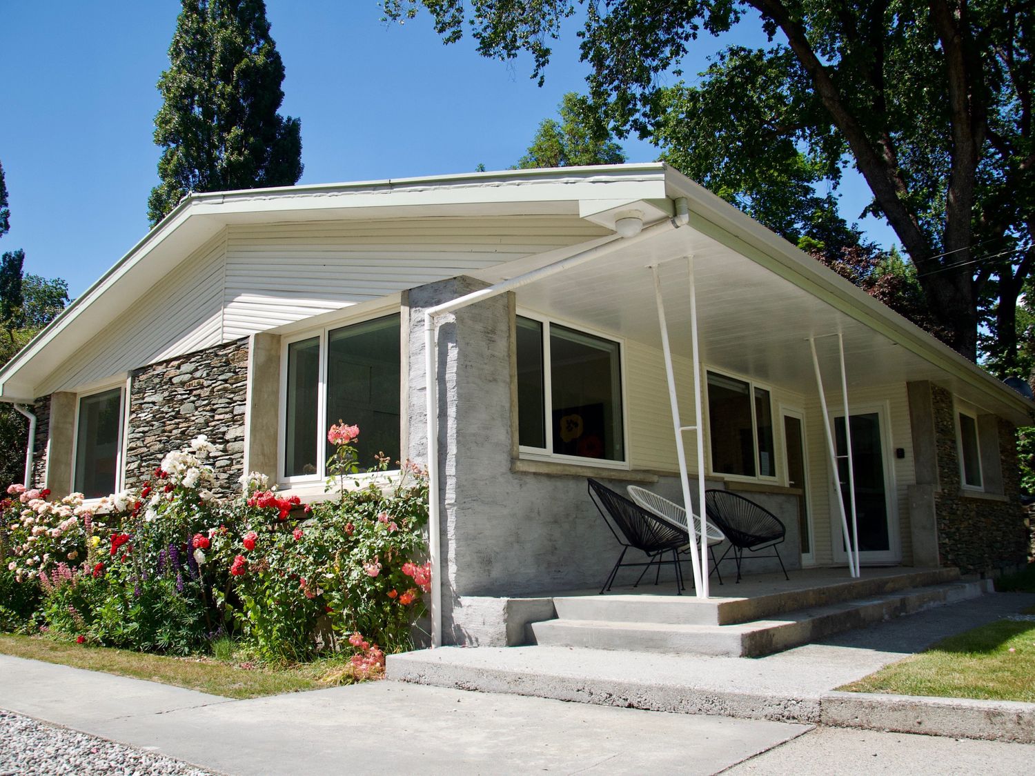 Alchemy Cottage - Arrowtown Holiday Home                     photo 23