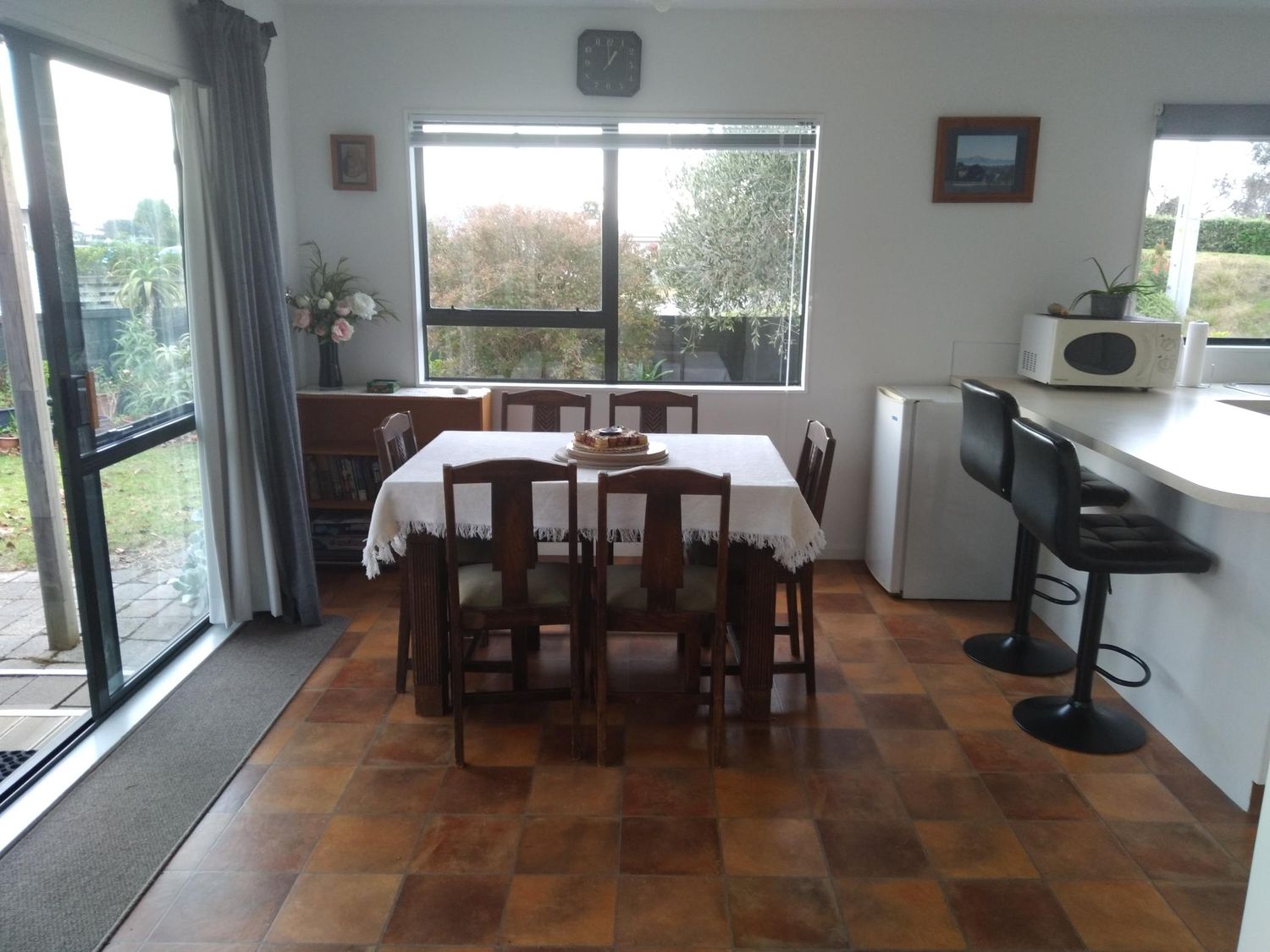Arawai - Waimarama Holiday Home                     photo 2