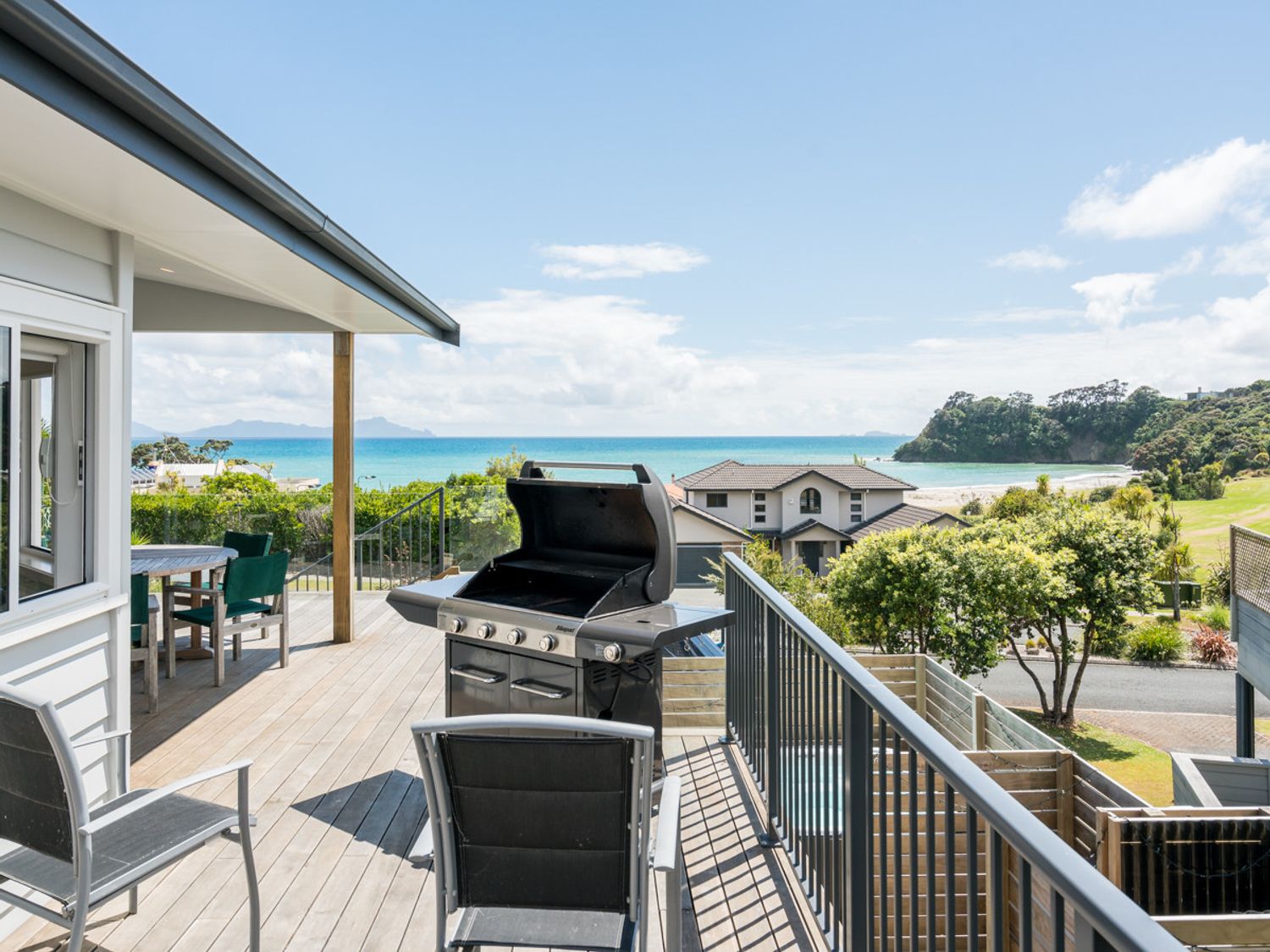 Ocean Oasis - Langs Beach Holiday Home                     photo 2