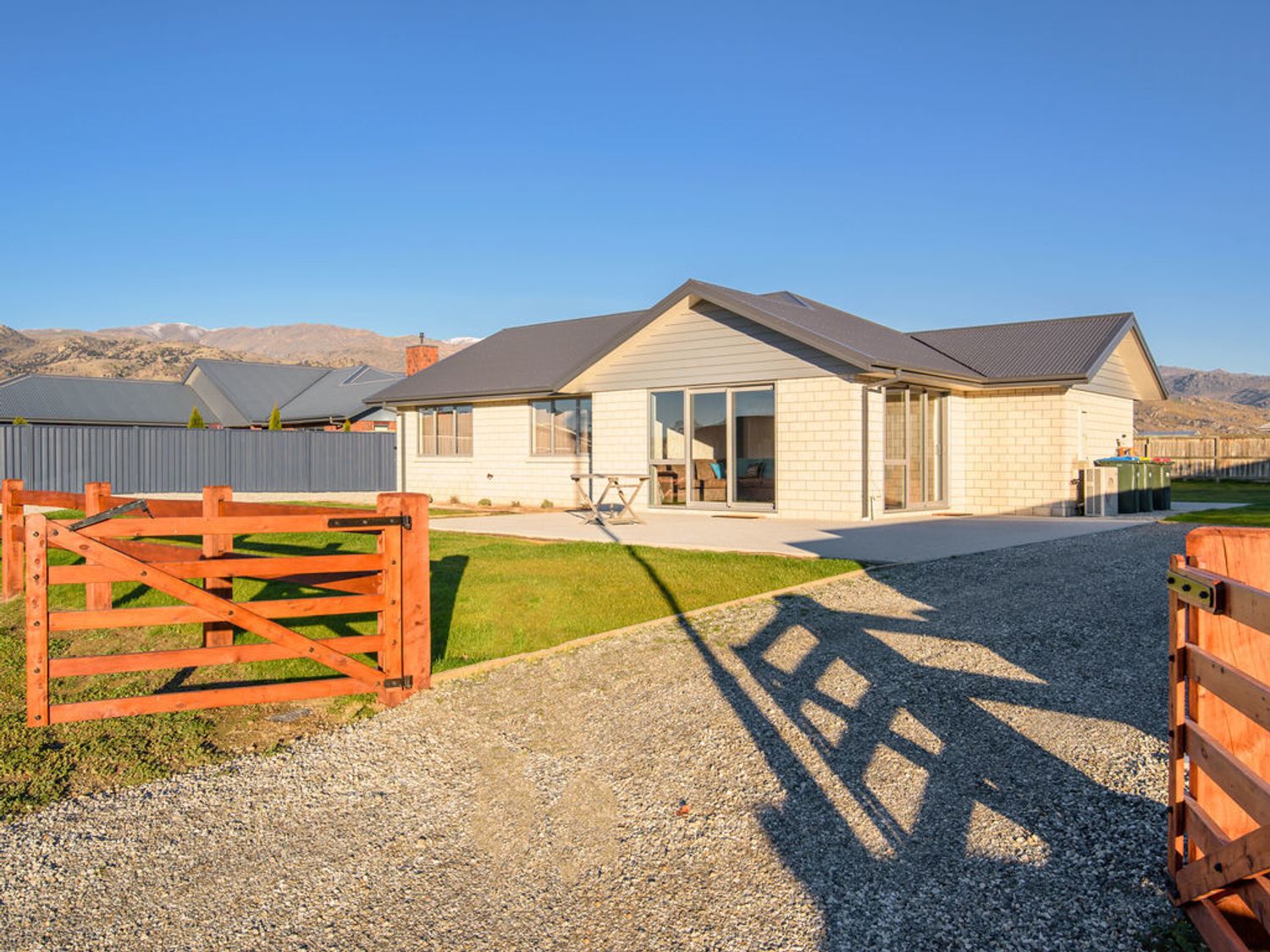 Pisa Oasis - Cromwell Holiday Home                     photo 19