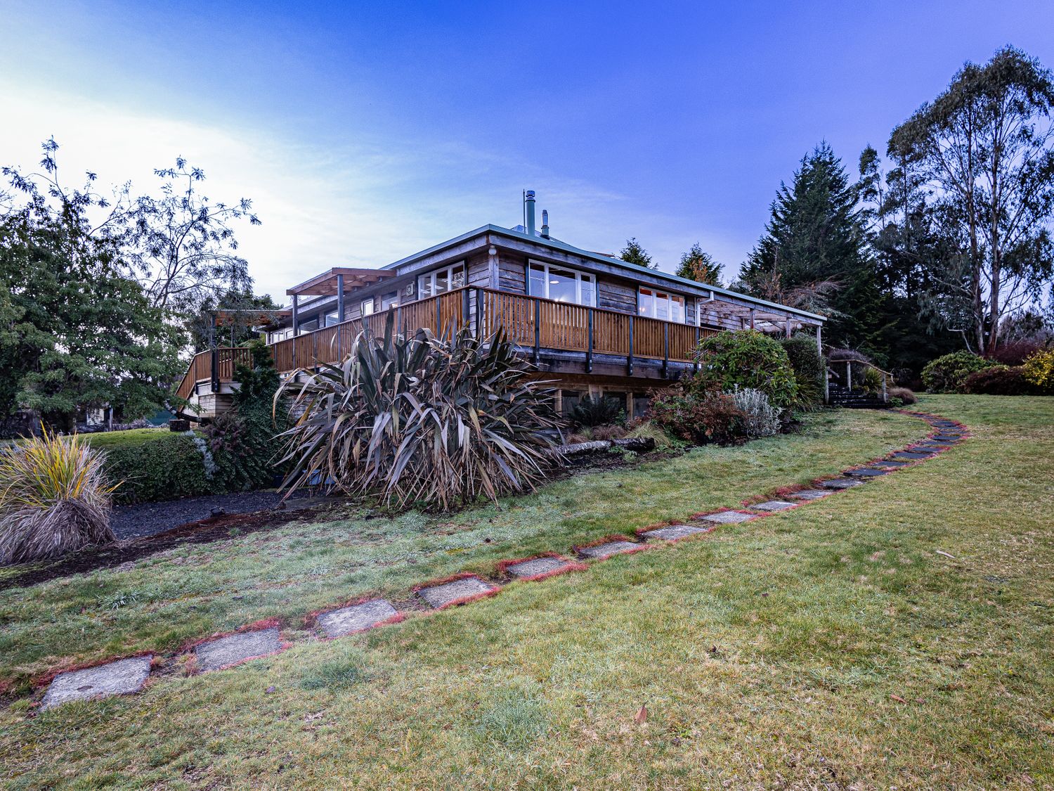 Rivendell - Horopito Holiday Home                     photo 2