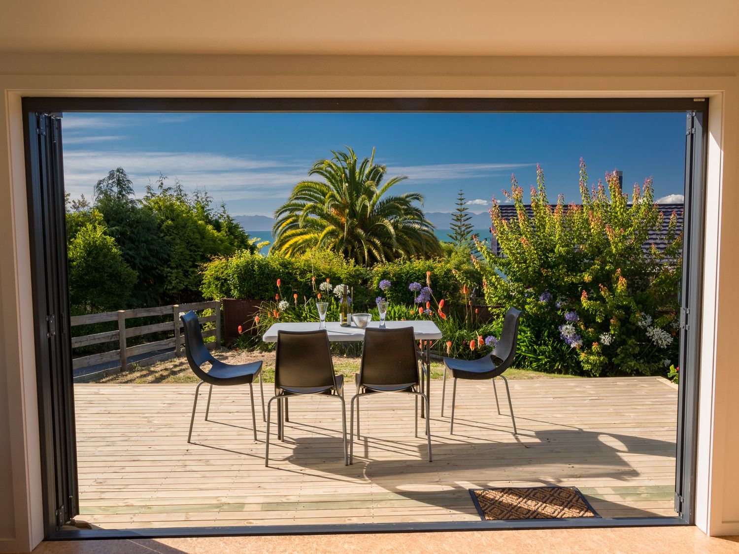 Tapu Bay Treasure - Kaiteriteri Holiday Home                     photo 2