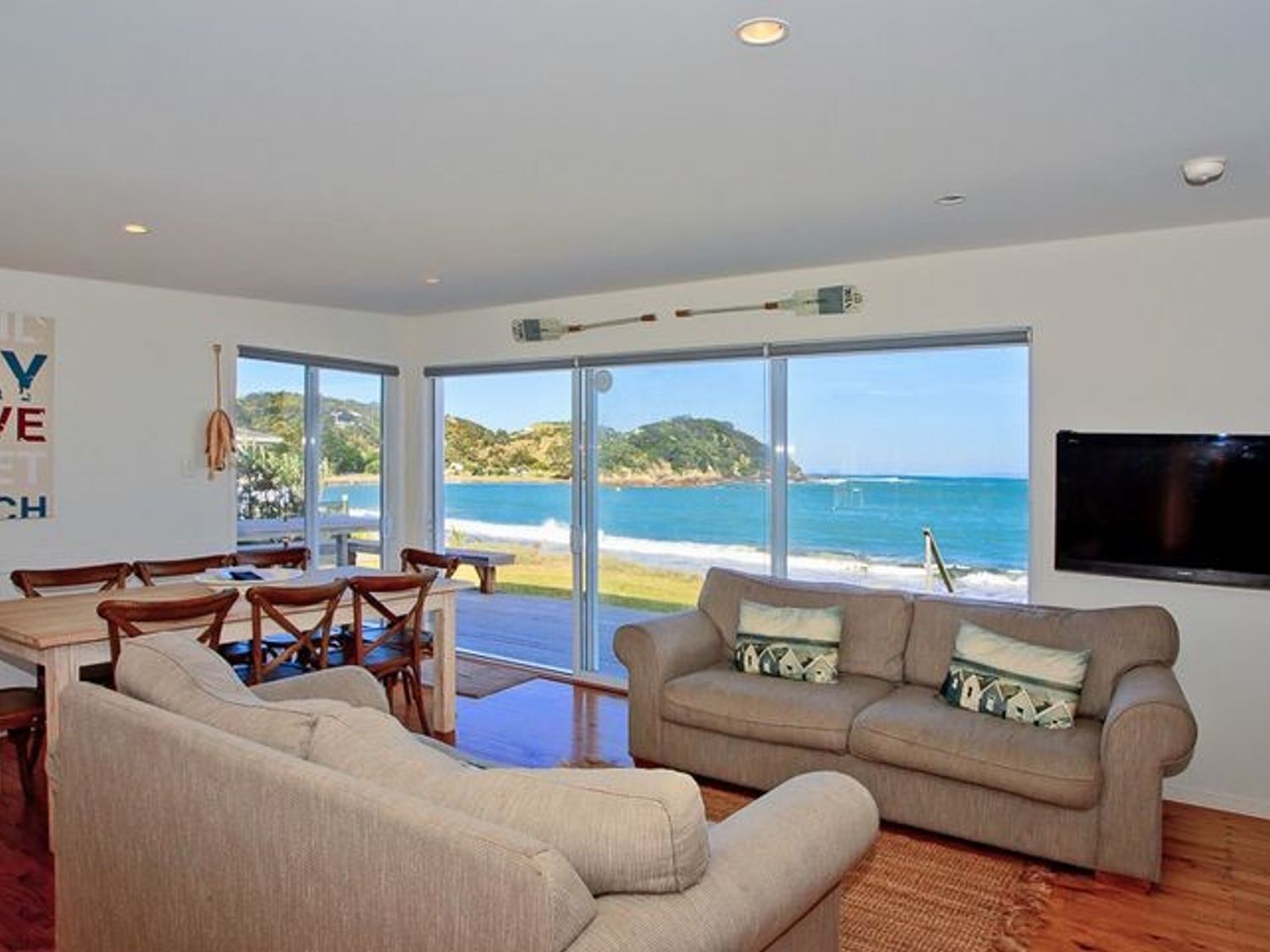 Shoreside - Tutukaka Holiday Home                     photo 2