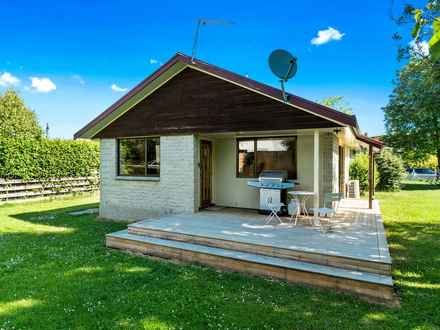Rees on Reid - Arrowtown Holiday Home                     photo 18