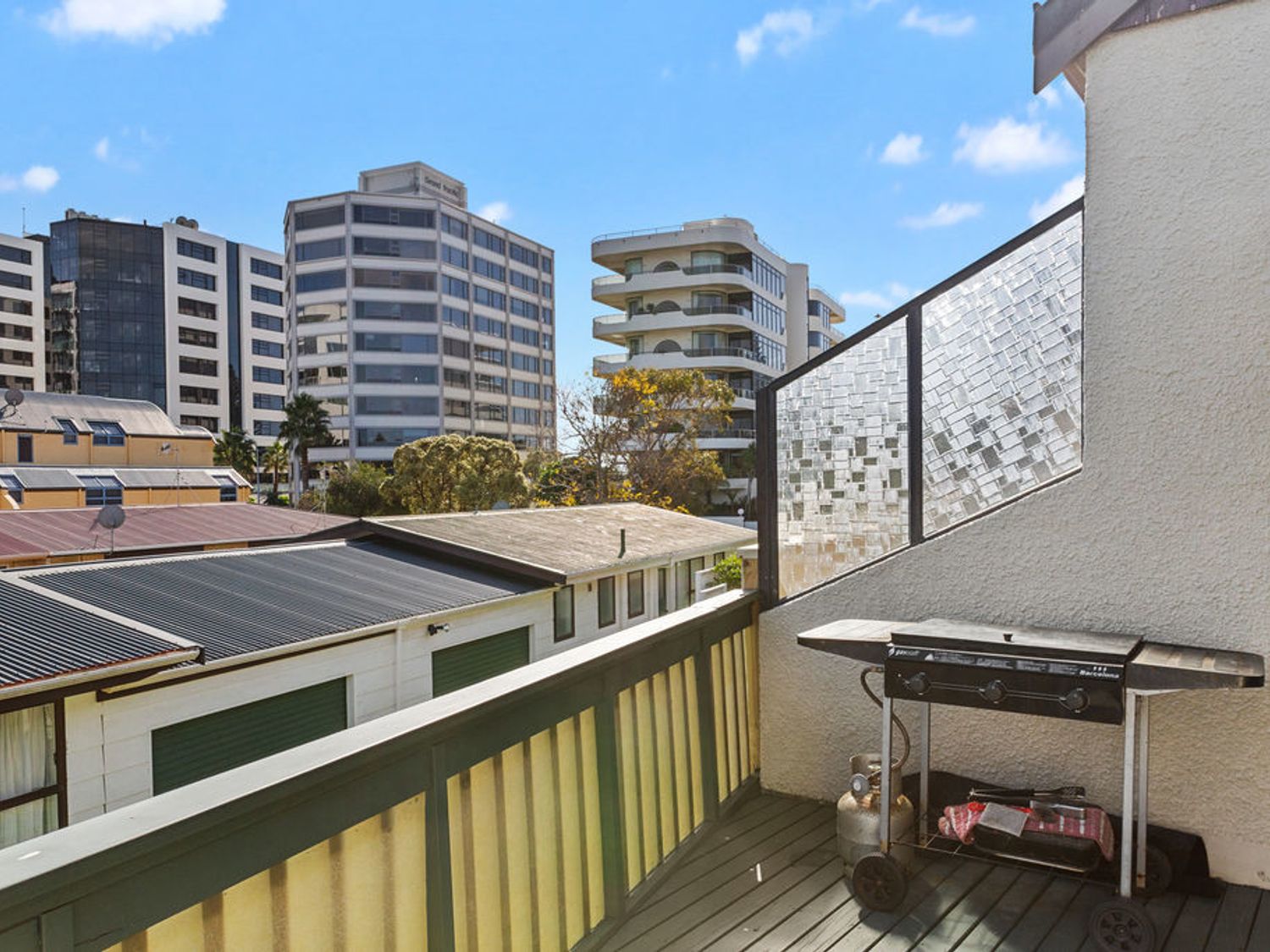 Downtown Mountview - Mt Maunganui Holiday Home                     photo 22