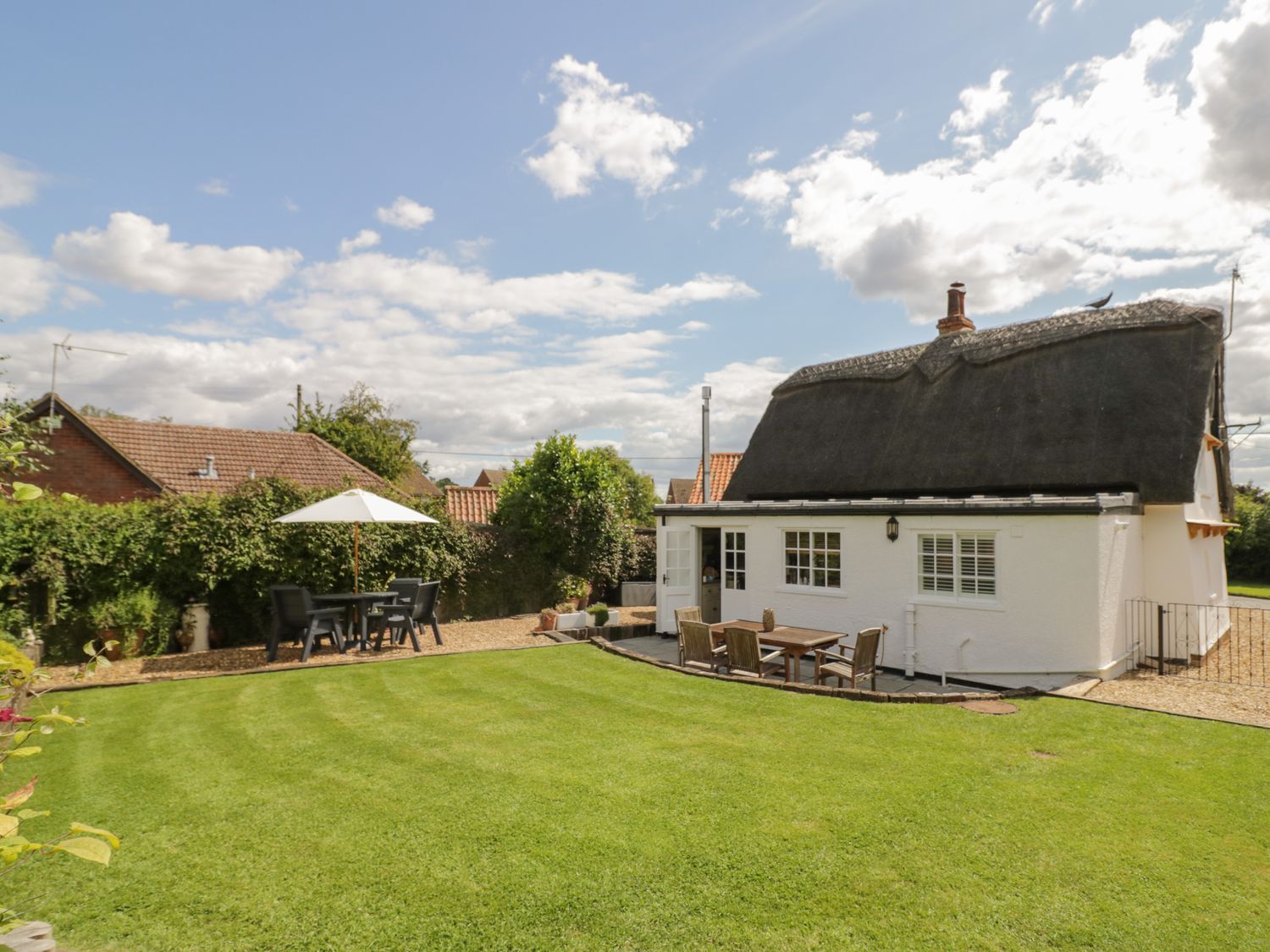 The Little Thatch Cottage, Riseley