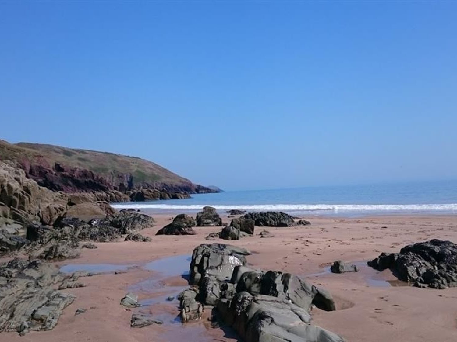 34 Freshwater Bay Freshwater East Self Catering Holiday Cottage