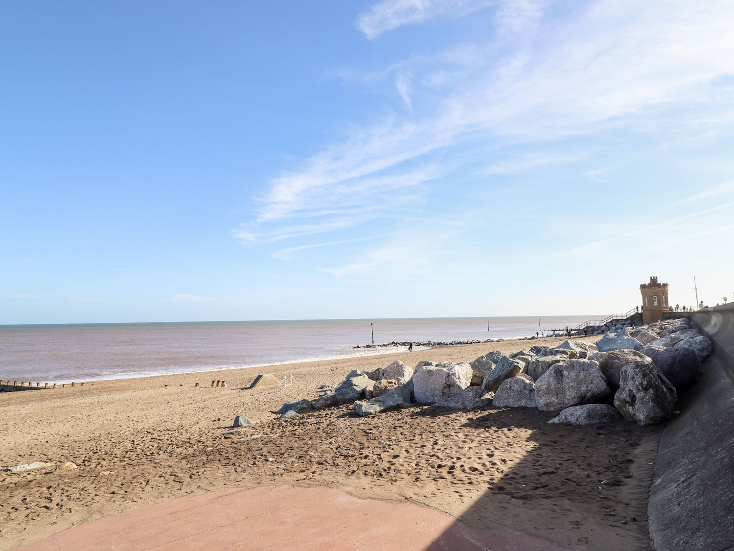 The Fez, in Fitling near Burton Pidsea, East Riding of Yorkshire. Hot tub. Smart TV. Child-friendly.