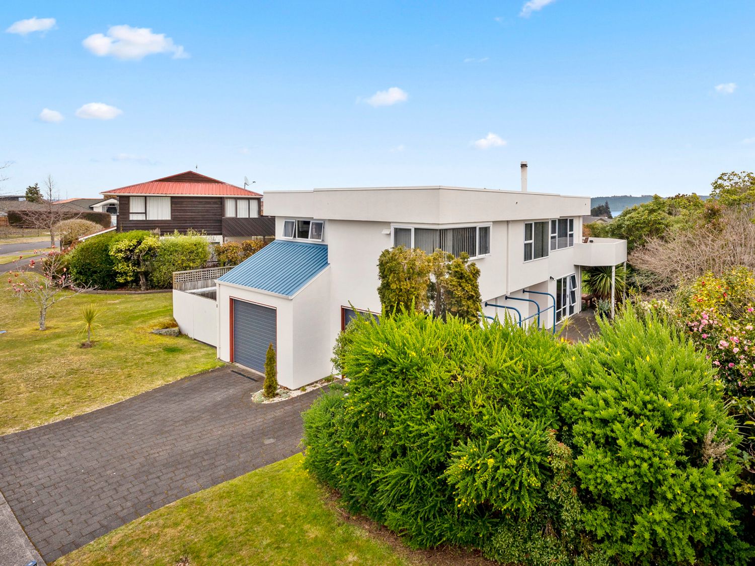 The White House - Taupo Holiday Home                     photo 22