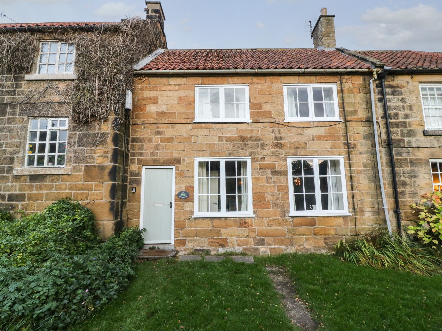 Jennys Cottage Osmotherley ( Ref 1040759 ) Rent Osmotherley holiday cottage near Thirsk sleeps 6 - Self catering accommodation in North Yorkshire