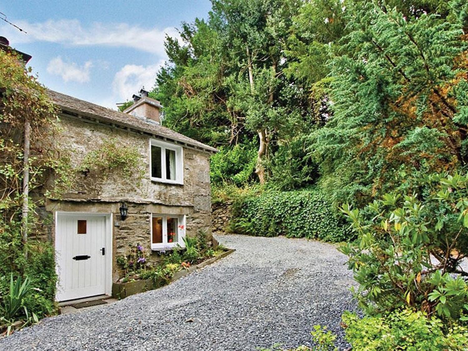 Fellside Cottage Bownessonwindermere The Lake District And