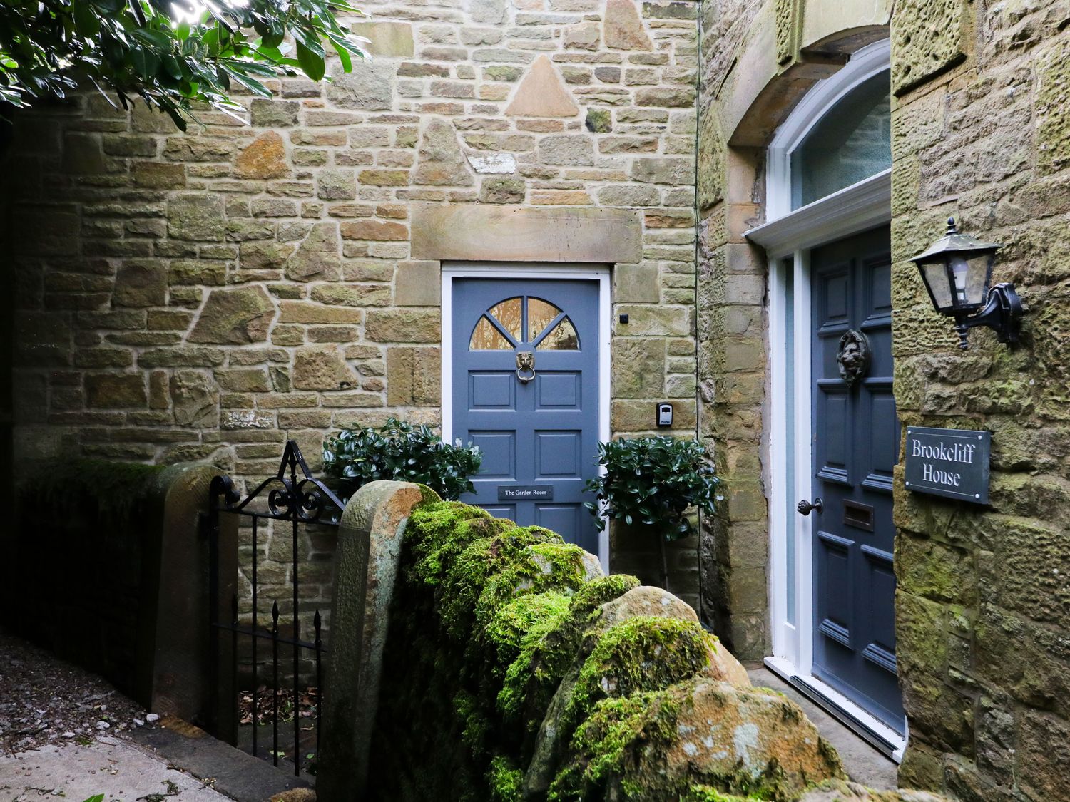 Holiday Cottages Chapelenlefrith From £0 Per Night