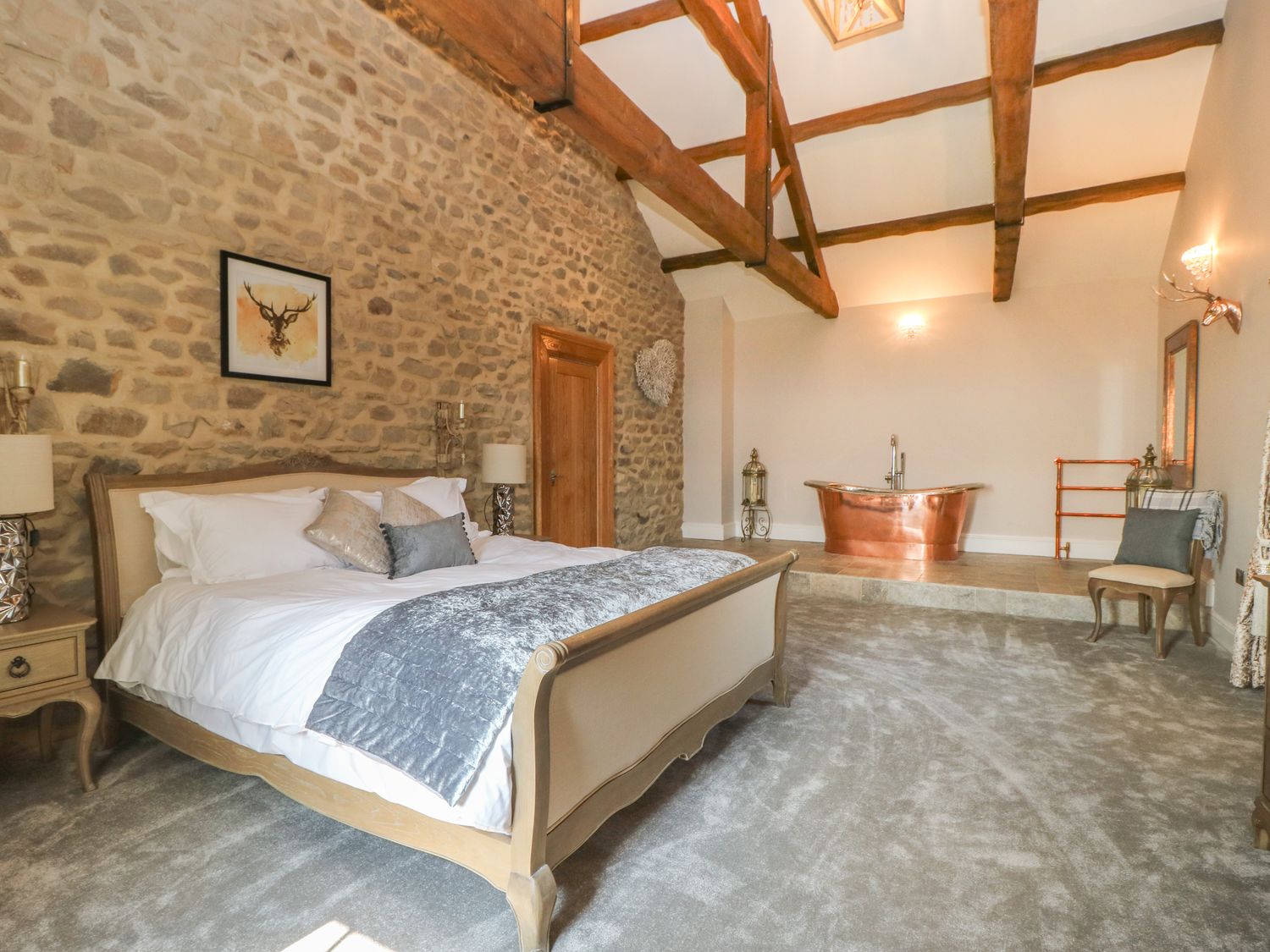 Skyfell double bedroom ( Ref 1045627 ) Grimwith Reservoir Holiday Cottages near Grassington