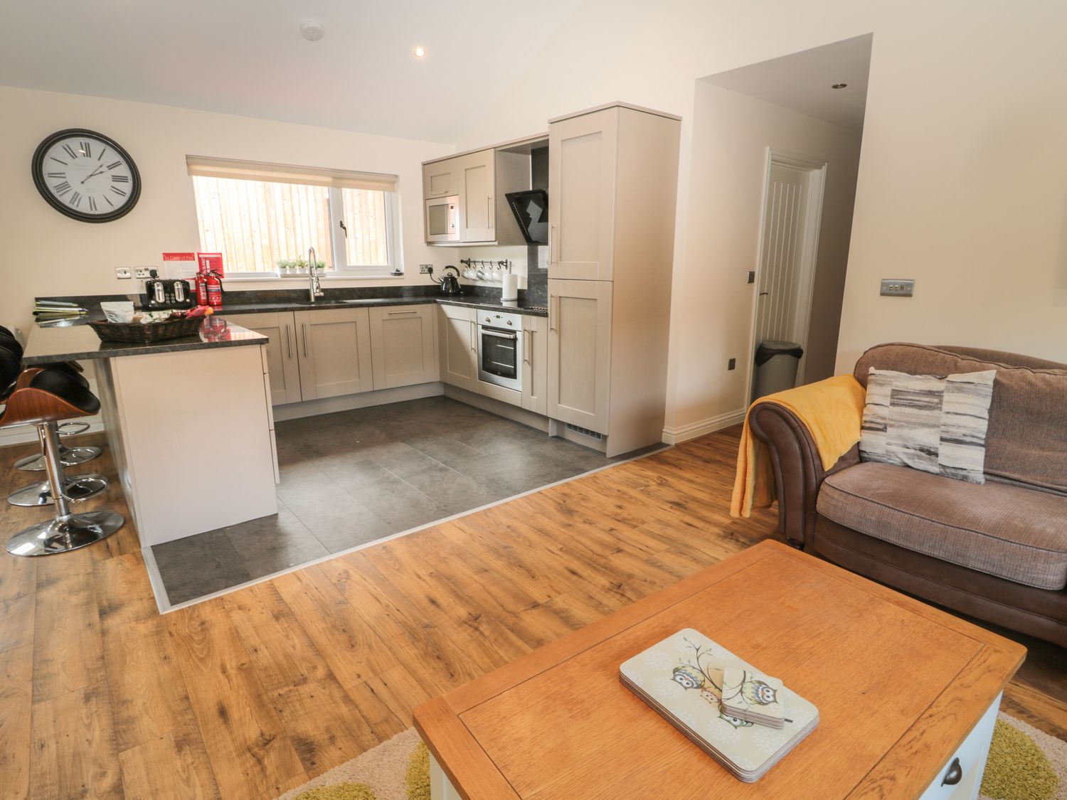 Barn Owl Lodge ( Ref 1046578 ) Otterburn Holiday Lodge in Northumberland England