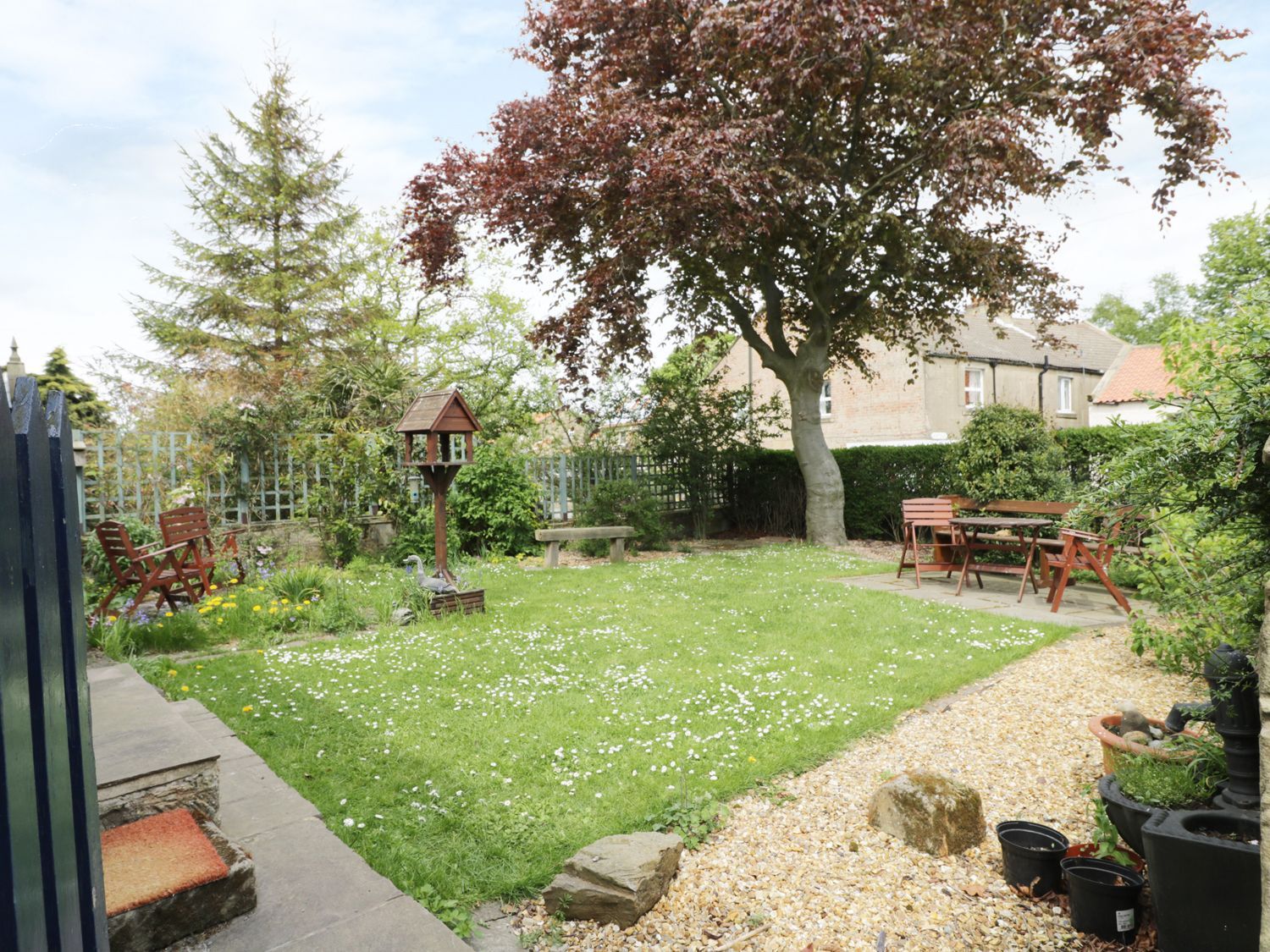 Garden Fern Cottage Hinderwell ( Ref 1046579 ) Rent Hinderwell holiday cottage for 6 guests